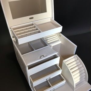 Mele & Co Croc Embossed Jewelry Box White